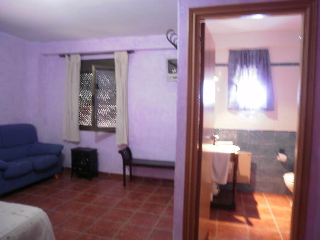 Hostal El Olmo Camarena de la Sierra Exterior foto